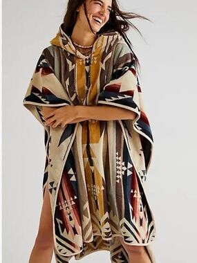 Pendleton Hooded Geometric Poncho in Mustard, Cream & Navy